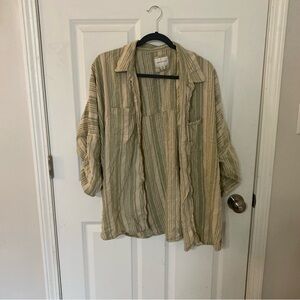 American Eagle. Oversized button up/Beachwear coverup. Size L.